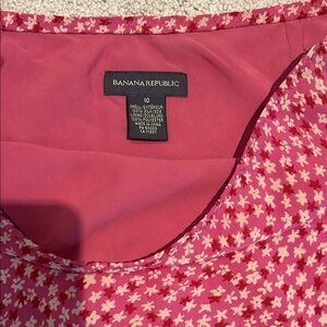 Banana Republic Red and White Floral skirt vintage 90’s
